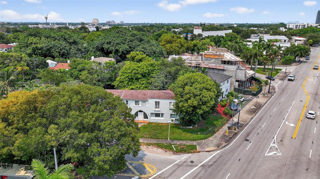 5800 Biscayne Blvd, Miami, FL 33137 Photo