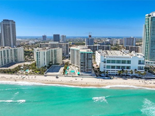 3725 S Ocean Dr , Unit 905, Hollywood, FL 33019