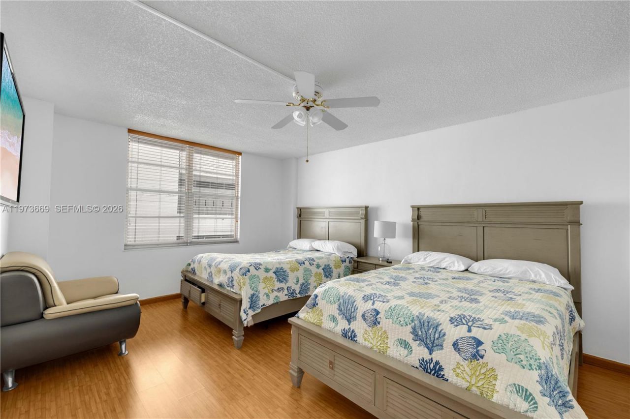 3725 S Ocean Dr , Unit 905, Hollywood, FL 33019 Photo