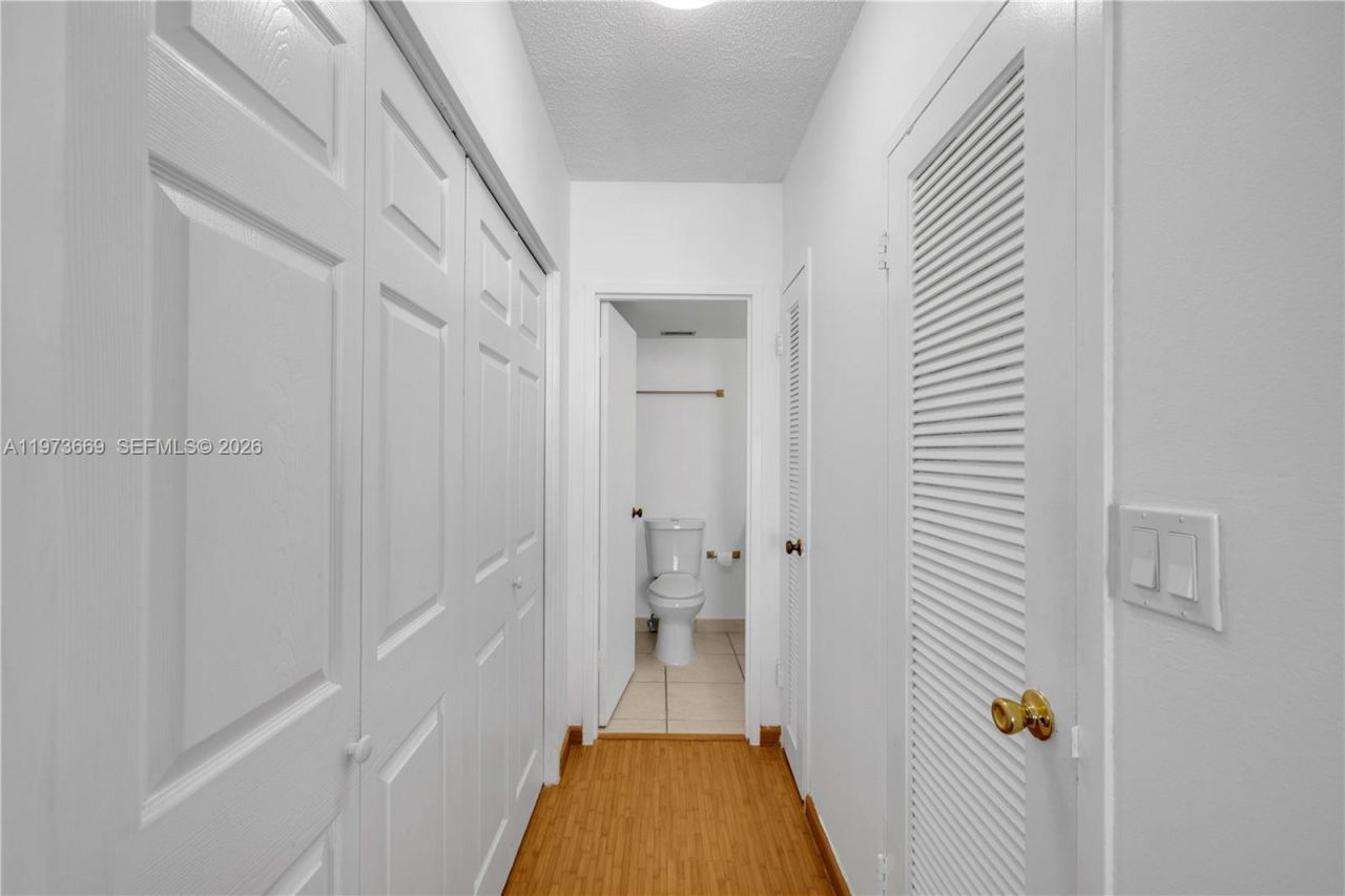 3725 S Ocean Dr , Unit 905, Hollywood, FL 33019 Photo