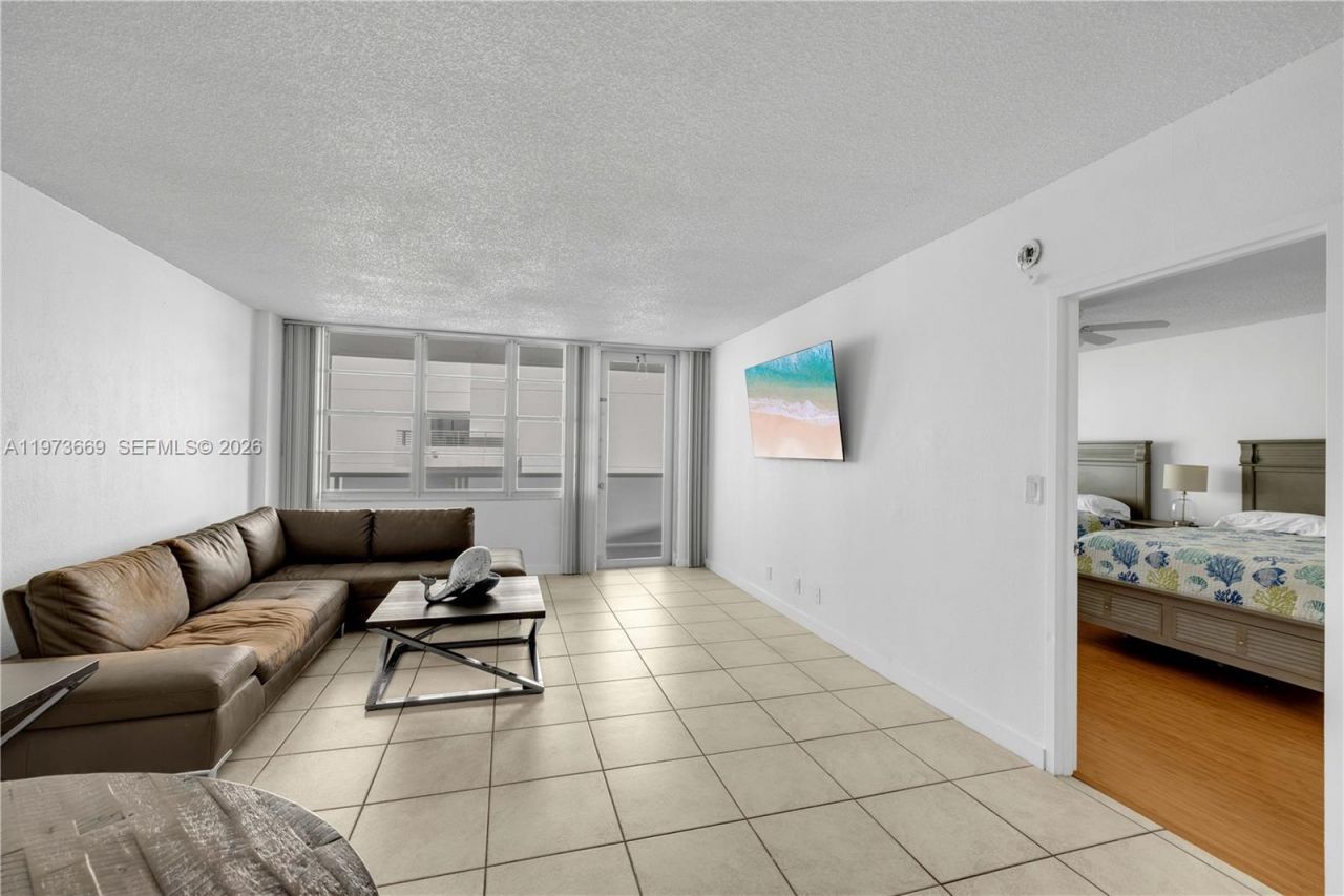 3725 S Ocean Dr , Unit 905, Hollywood, FL 33019 Photo