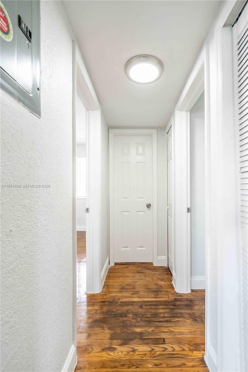 75 S Shore Dr , Unit 3B, Miami Beach, FL 33141 Photo