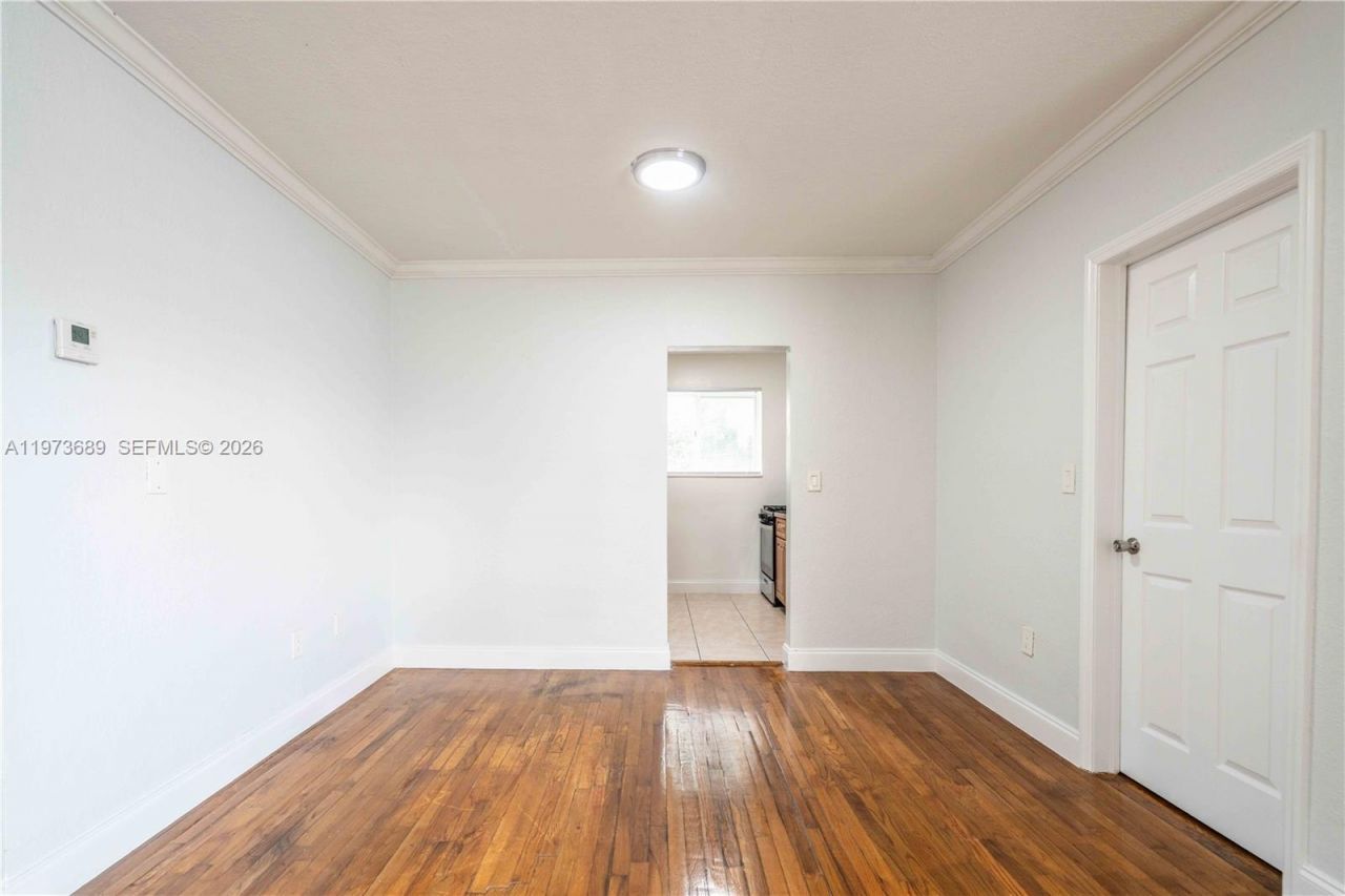 75 S Shore Dr , Unit 3B, Miami Beach, FL 33141 Photo