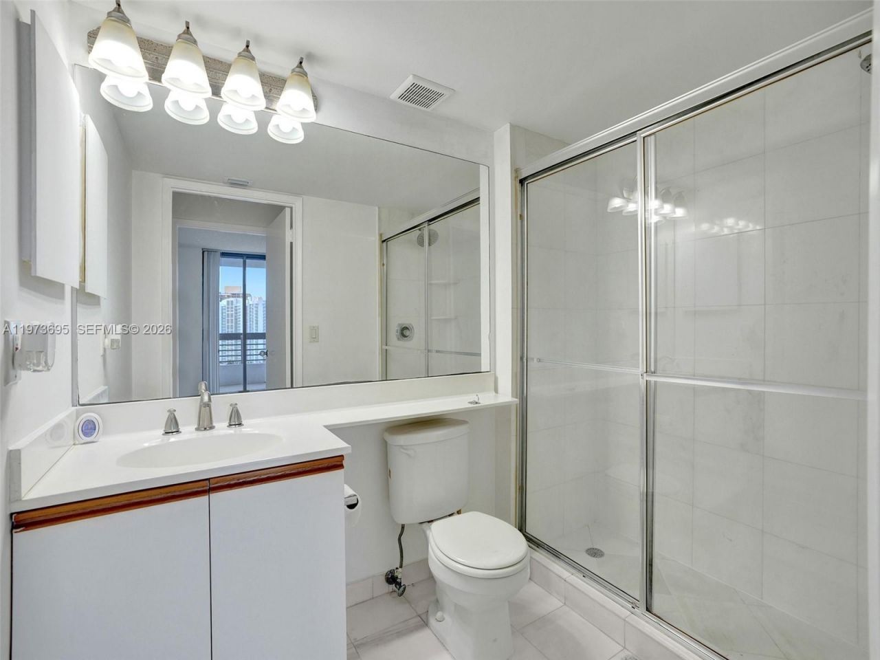 3400 192nd St , Unit 1811, Aventura, FL 33180 Photo