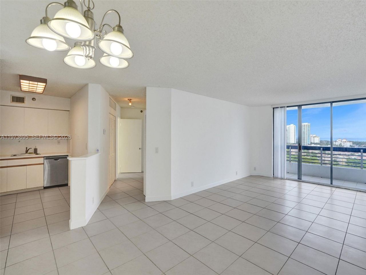 3400 192nd St , Unit 1811, Aventura, FL 33180 Photo