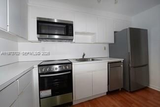 1051 Meridian Ave, Unit 1I, Miami Beach, FL 33139 Photo