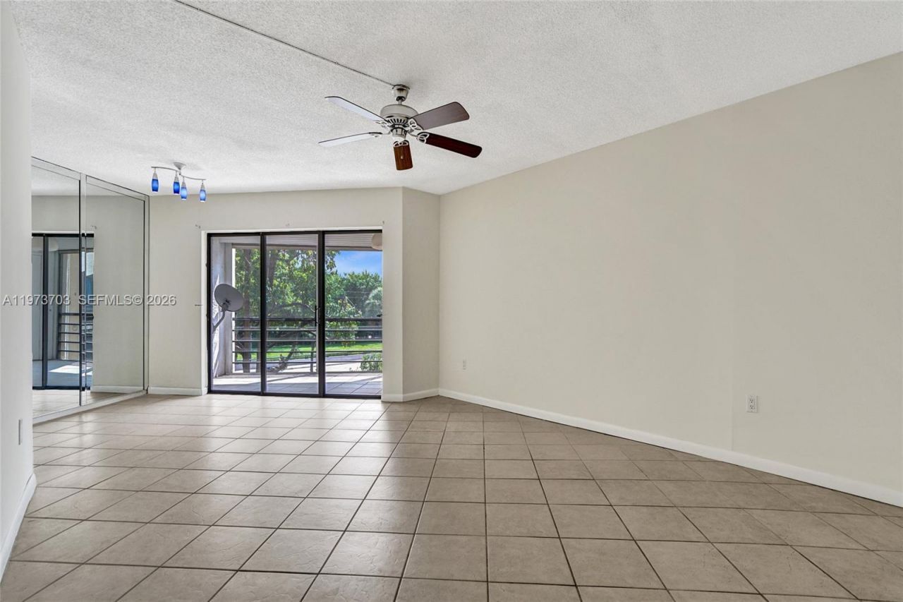 6655 W Broward Blvd, Unit 309, Plantation, FL 33317 Photo