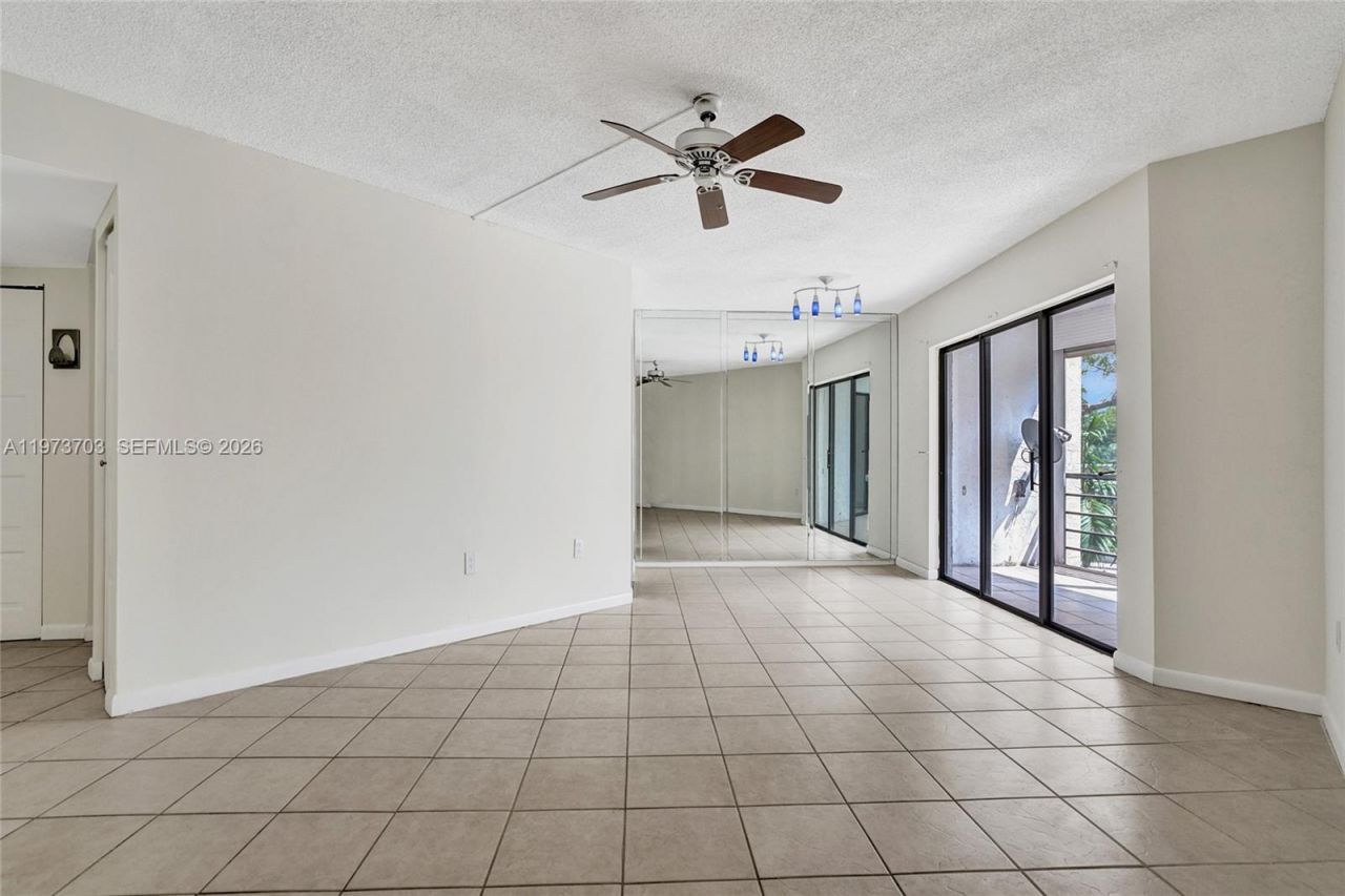 6655 W Broward Blvd, Unit 309, Plantation, FL 33317 Photo