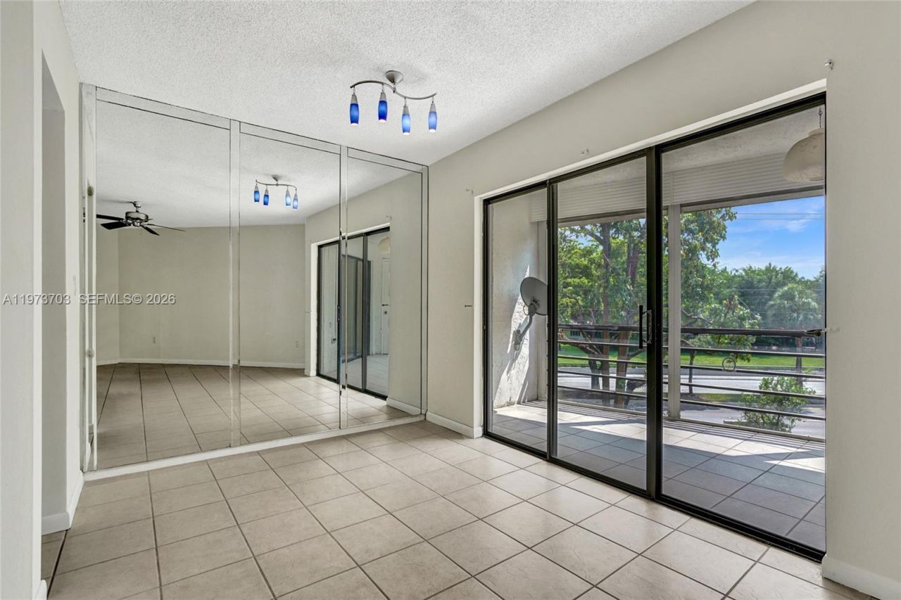6655 W Broward Blvd, Unit 309, Plantation, FL 33317 Photo