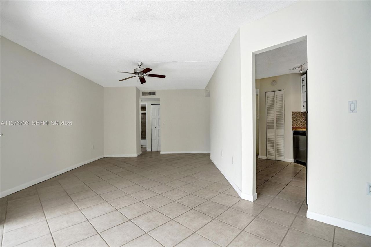 6655 W Broward Blvd, Unit 309, Plantation, FL 33317 Photo