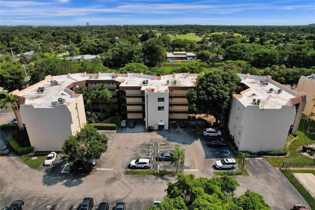 6655 W Broward Blvd, Unit 309, Plantation, FL 33317 Photo