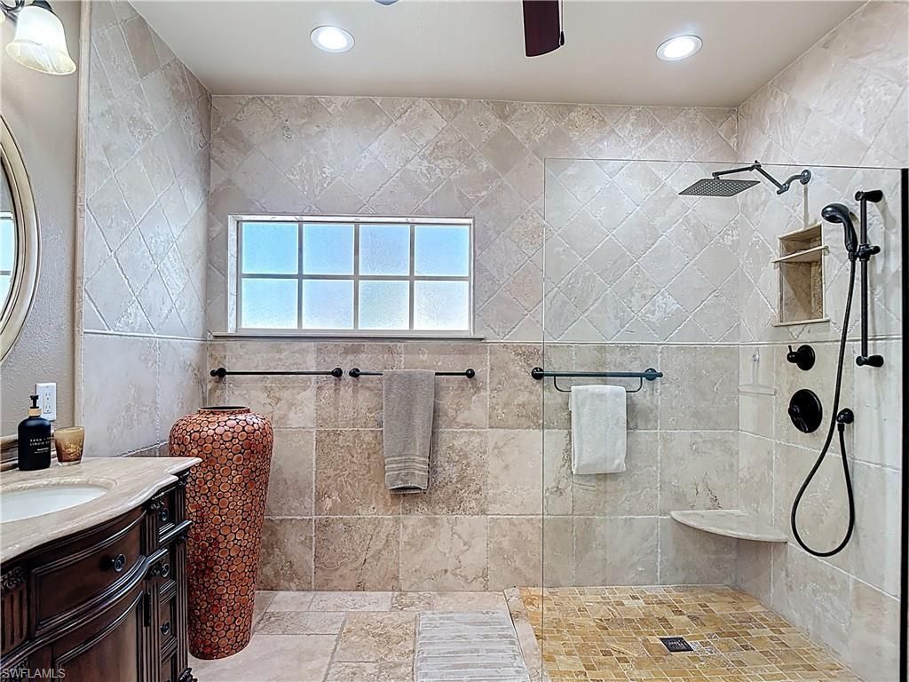 106 Siena Way, Unit 1508, Naples, FL 34119 Photo