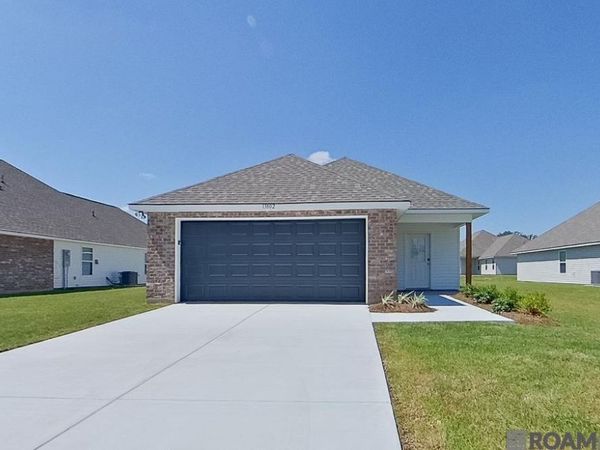 13802 Pinyon Dr, Denham Springs, LA 70726