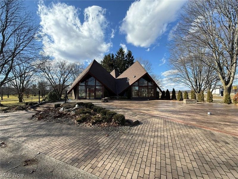 10804 Wilkshire Boulevard NE, Bolivar, OH 44612 Photo 1