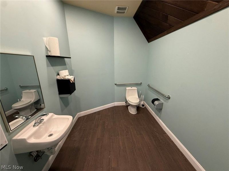 10804 Wilkshire Boulevard NE, Bolivar, OH 44612 Photo 13