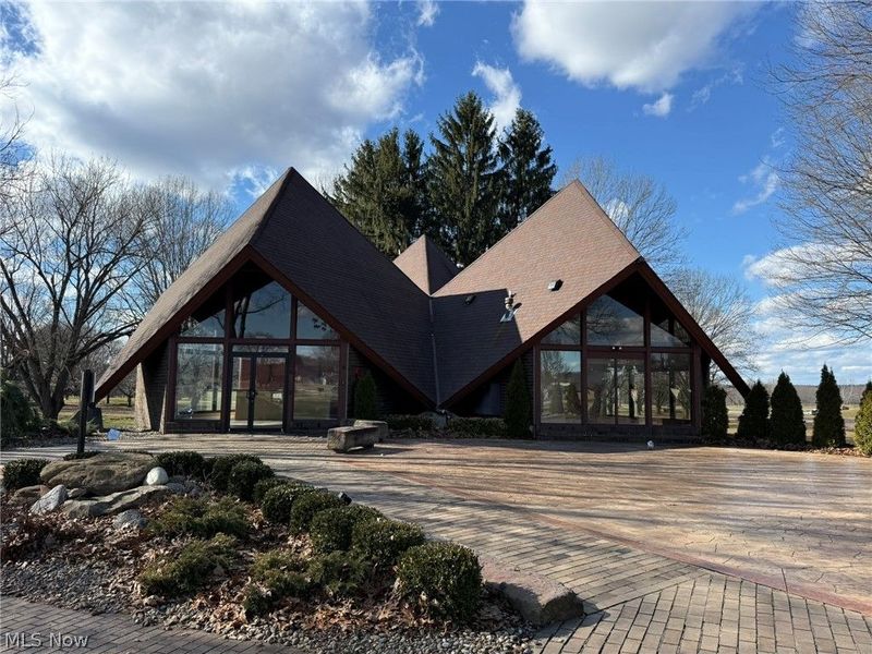 10804 Wilkshire Boulevard NE, Bolivar, OH 44612 Photo 2