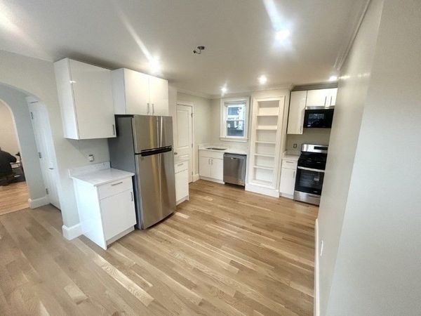 190 3rd Street, Unit 3, Cambridge, MA 02141