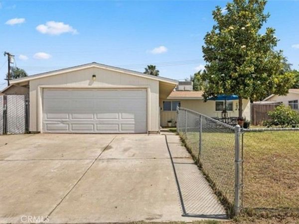 26920 14th, Highland, CA 92346