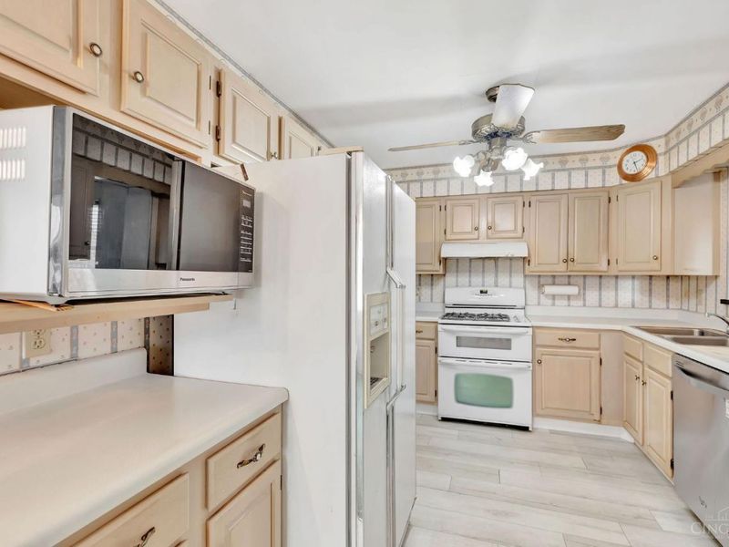 712 Libbejo Drive, Delhi Twp, OH 45233 Photo 8