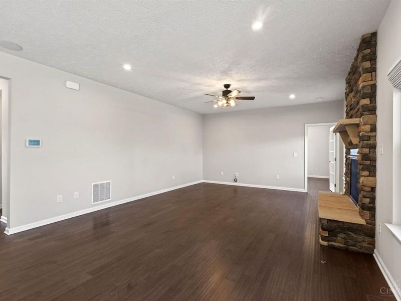 1720 Wandering Stream, Clearcreek Twp., OH 45458 Photo 16