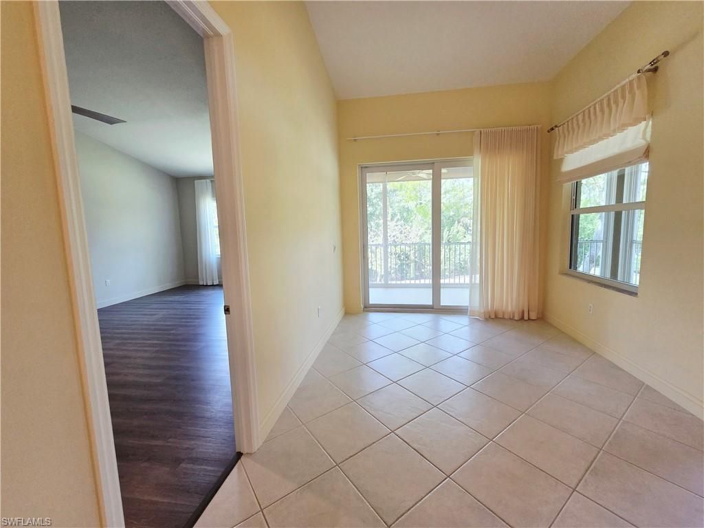 6775 Huntington Lakes Cir, Unit 202, Naples, FL 34119 Photo