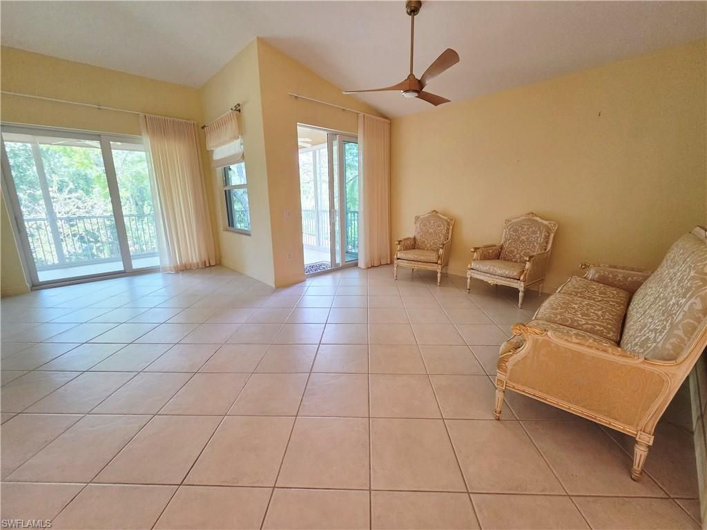 6775 Huntington Lakes Cir, Unit 202, Naples, FL 34119 Photo