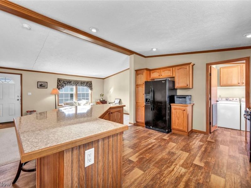 378 Pin Oak, Elyria, OH 44035 Photo 12