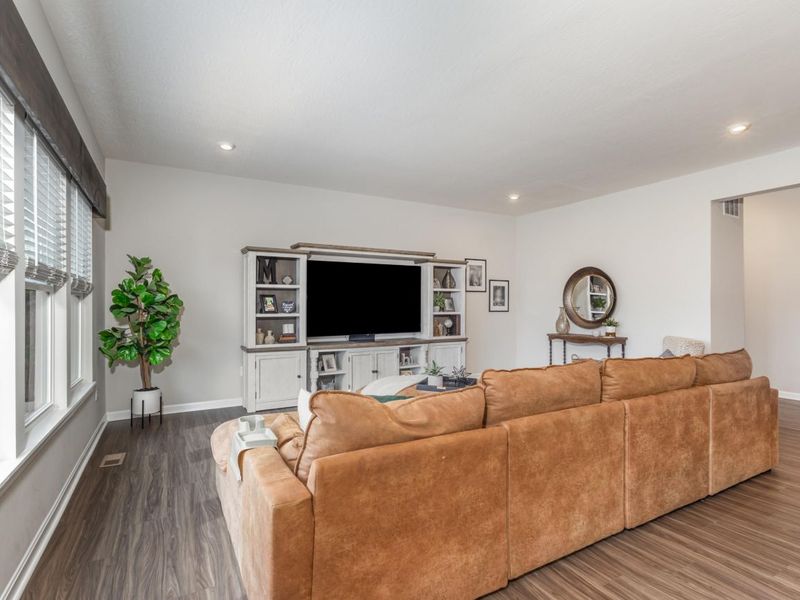 2313 John James Court, Hebron, KY 41048 Photo 5