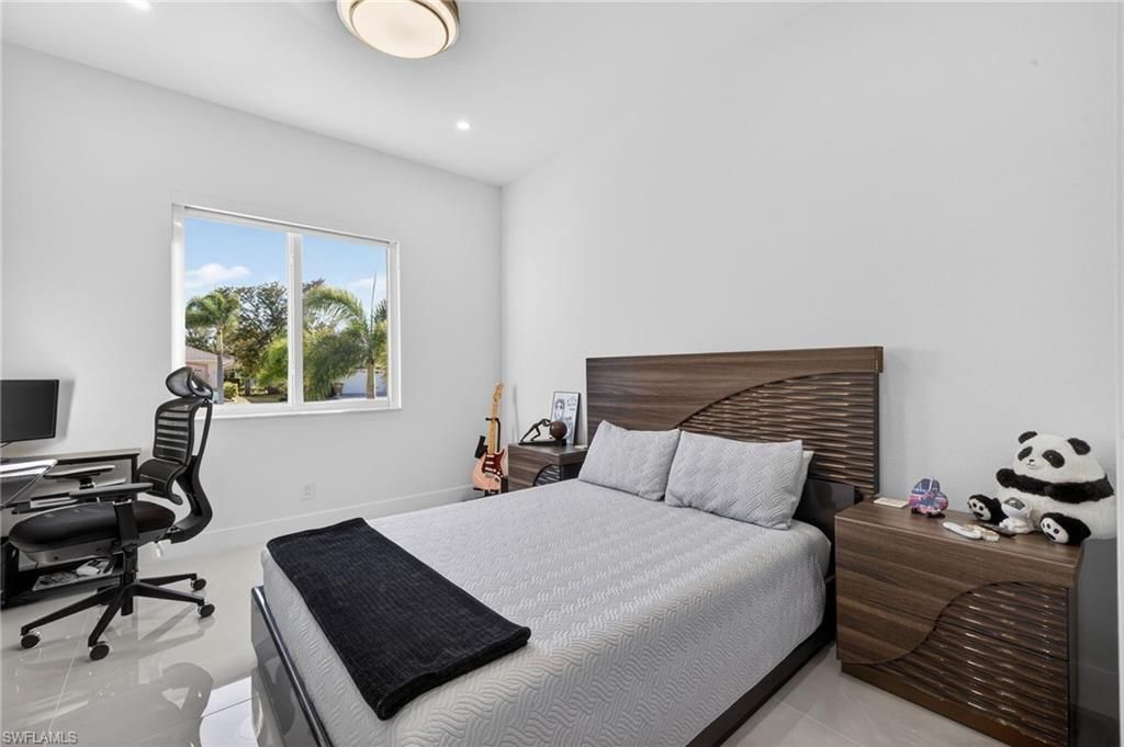 523 SW 23rd St, Cape Coral, FL 33991 Photo