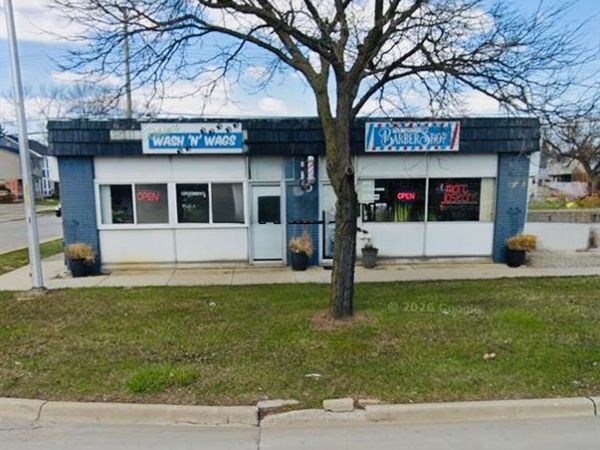 740 W 14 Mile Road , Clawson, MI 48017