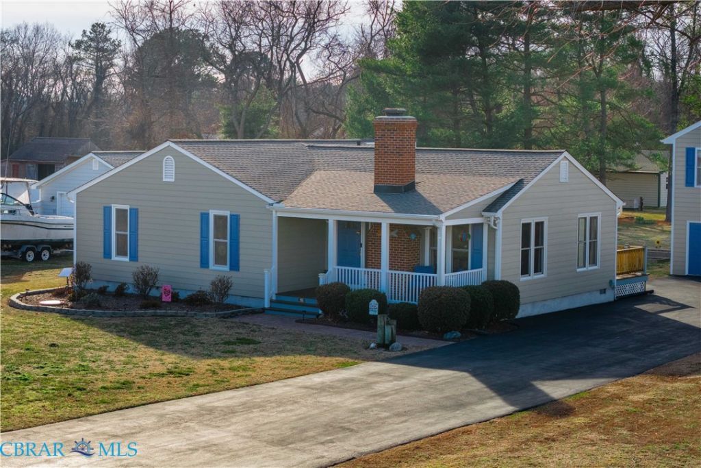 153 Sharon Hill Drive, Deltaville, VA 23043 Main Photo