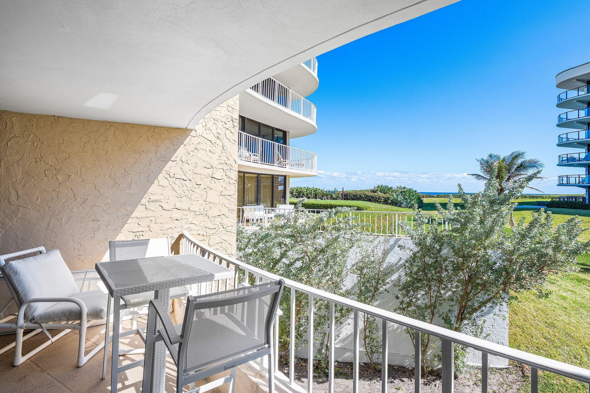 3400 S Ocean Boulevard, Unit 1gii, Palm Beach, FL 33480 Photo