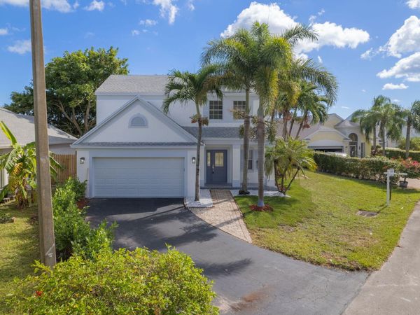 31 Swallow Drive, Boynton Beach, FL 33436