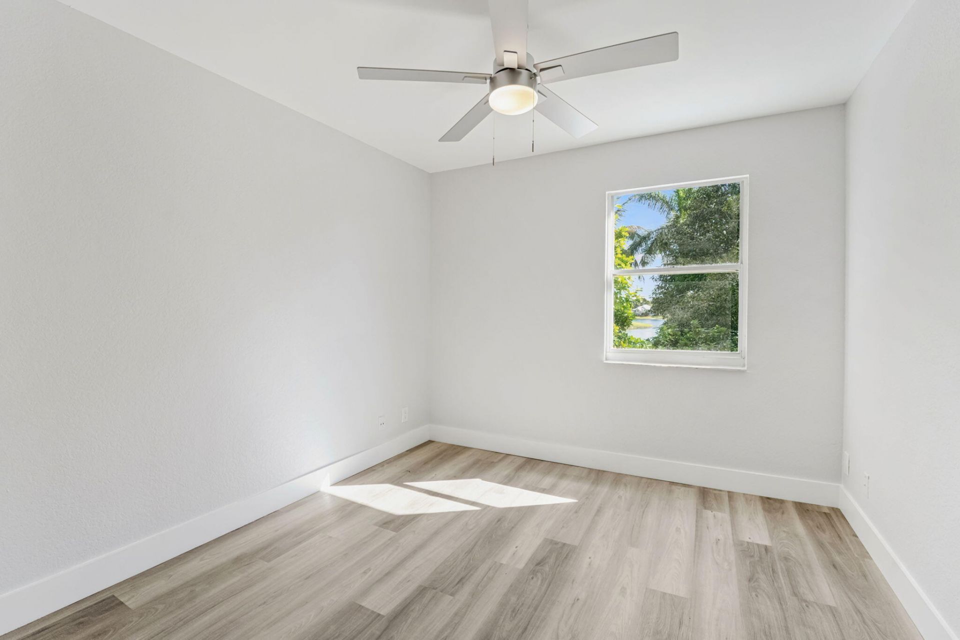 31 Swallow Drive, Boynton Beach, FL 33436 Photo