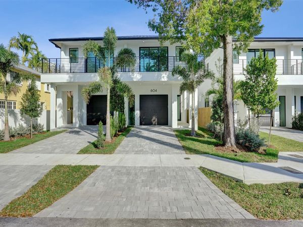 606 SW 7th Ave, Fort Lauderdale, FL 33315