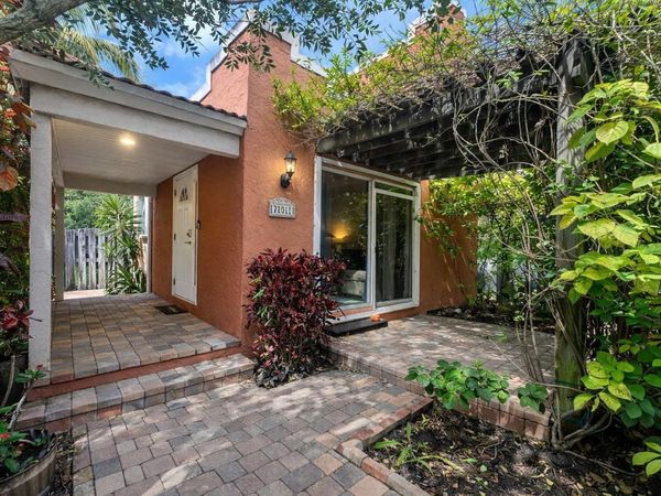 701 NW 1st Ave, Fort Lauderdale, FL 33311