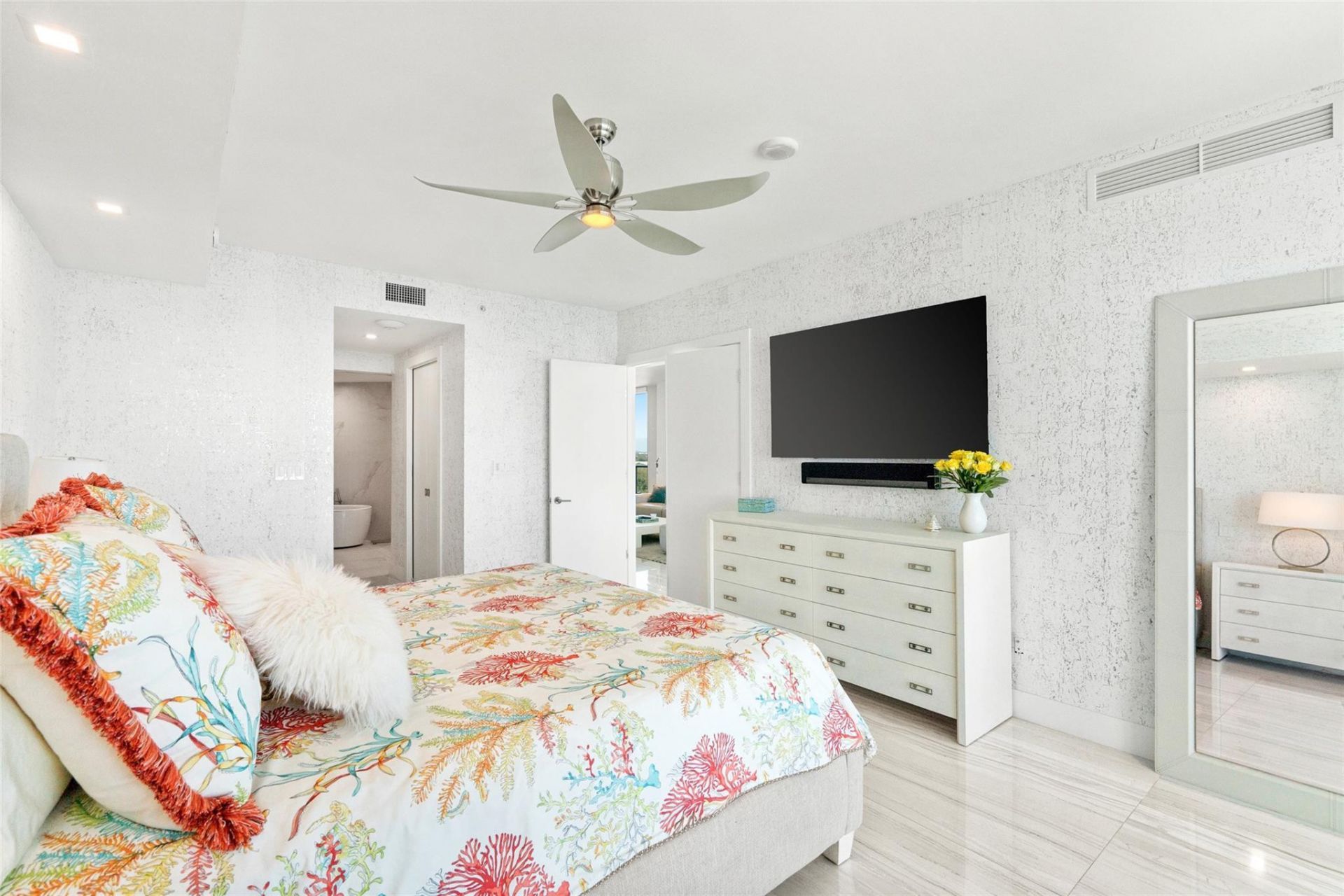 730 N Ocean Boulevard, Unit 1502, Pompano Beach, FL 33062 Photo