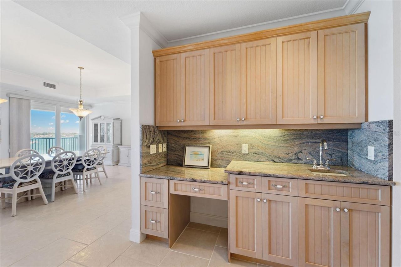 17735 Gulf Boulevard, Unit 702, Redington Shores, FL 33708 Photo