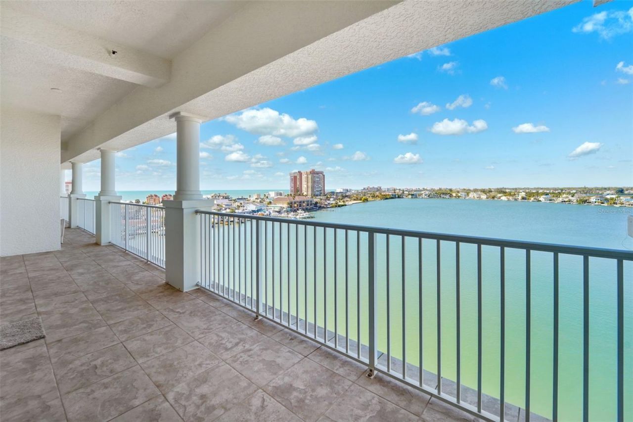 17735 Gulf Boulevard, Unit 702, Redington Shores, FL 33708 Photo