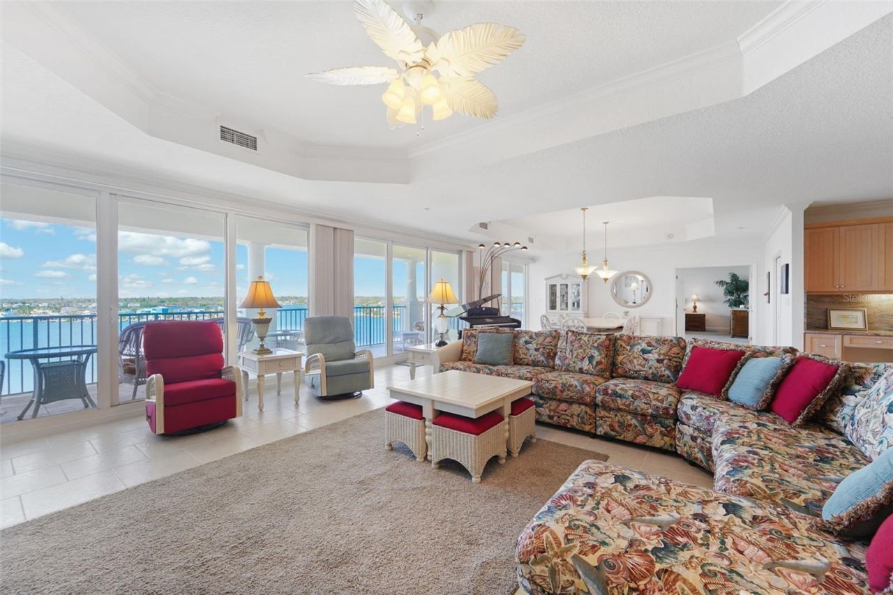 17735 Gulf Boulevard, Unit 702, Redington Shores, FL 33708 Photo