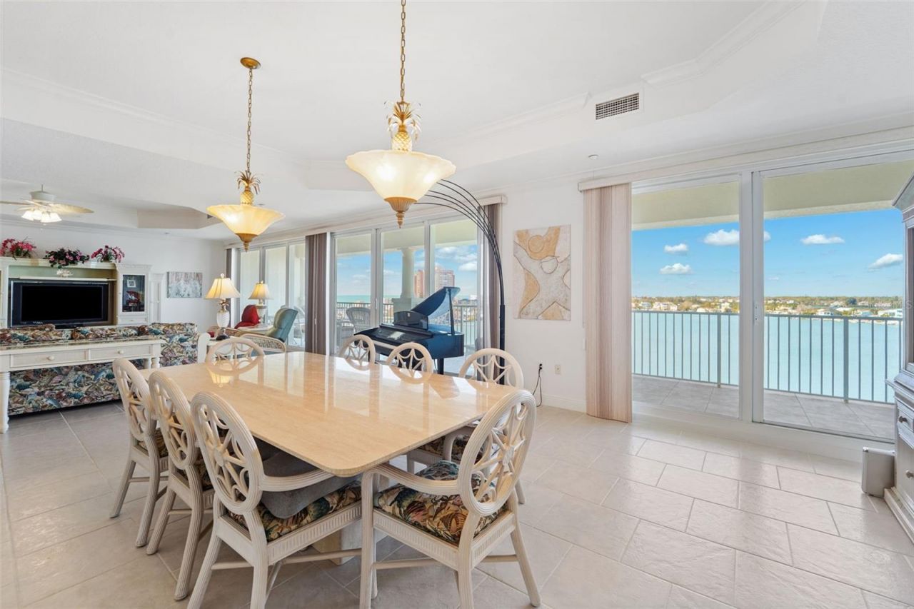 17735 Gulf Boulevard, Unit 702, Redington Shores, FL 33708 Photo
