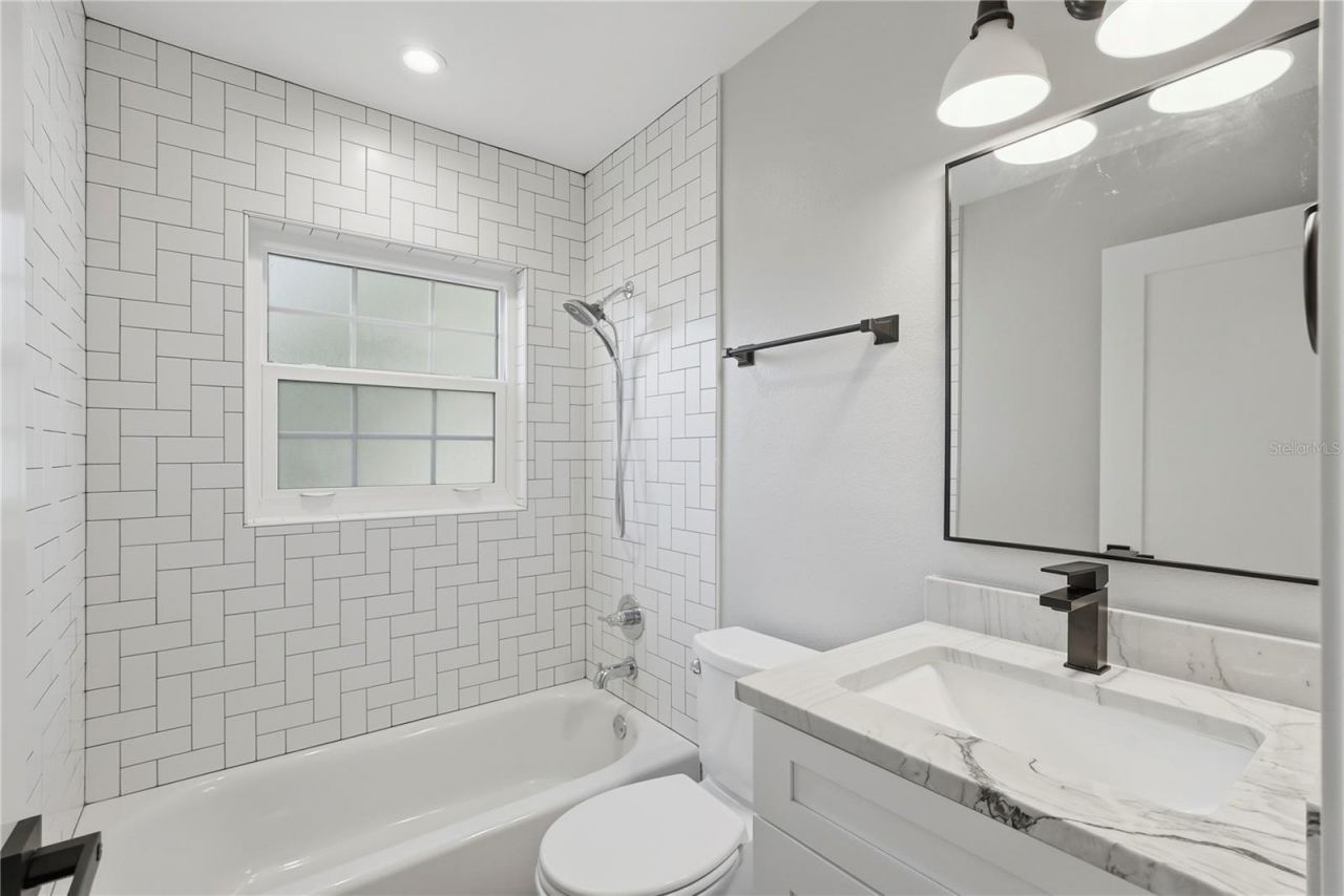 845 Snell Isle Boulevard Ne, Saint Petersburg, FL 33704 Photo