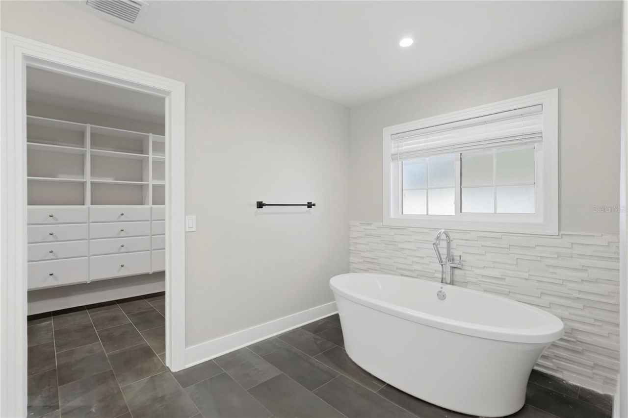 845 Snell Isle Boulevard Ne, Saint Petersburg, FL 33704 Photo