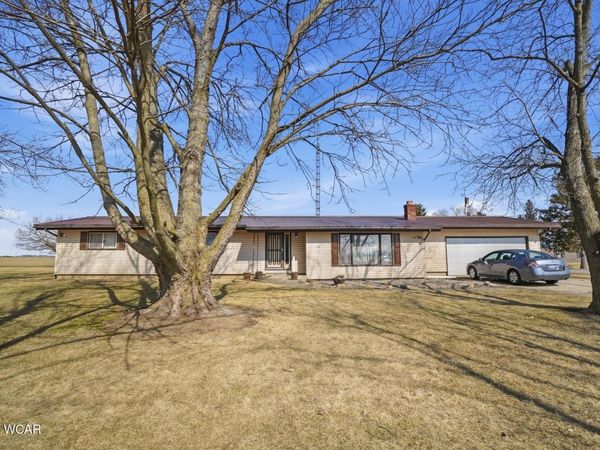 523 E Jackson Street, Middle Point, OH 45863