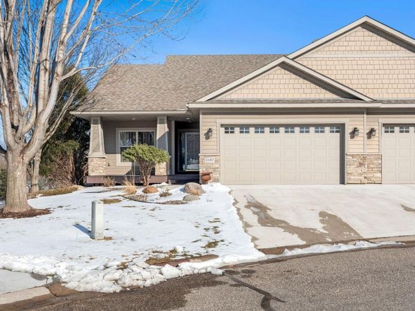 2187 Tower Alcove, Woodbury, MN 55125