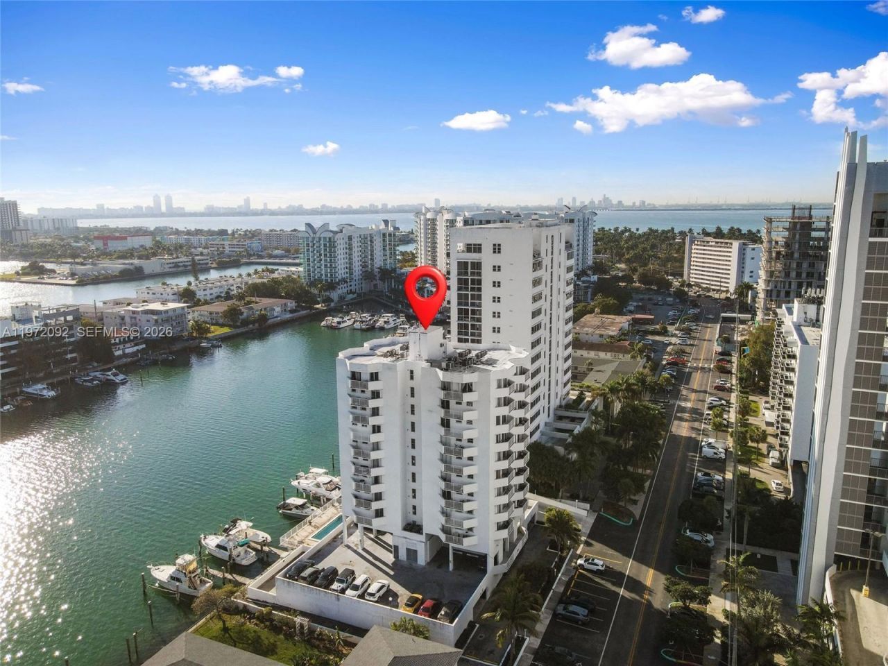 7933 West Dr , Unit 819, North Bay Village, FL 33141 Photo