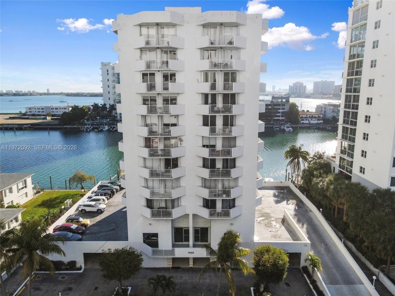 7933 West Dr , Unit 819, North Bay Village, FL 33141 Photo