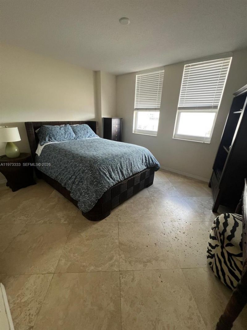 2080 S Ocean Dr, Unit 308, Hallandale Beach, FL 33009 Photo