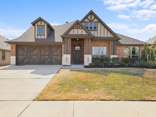 532 Windrow Lane, Waxahachie, TX 75165