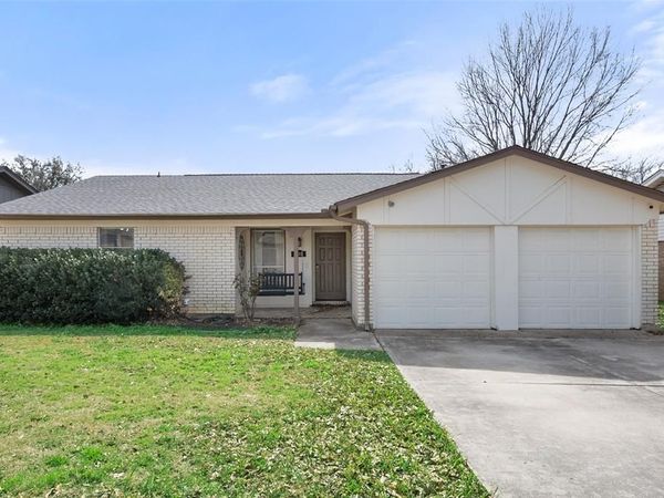 6408 Ridglea Drive, Watauga, TX 76148